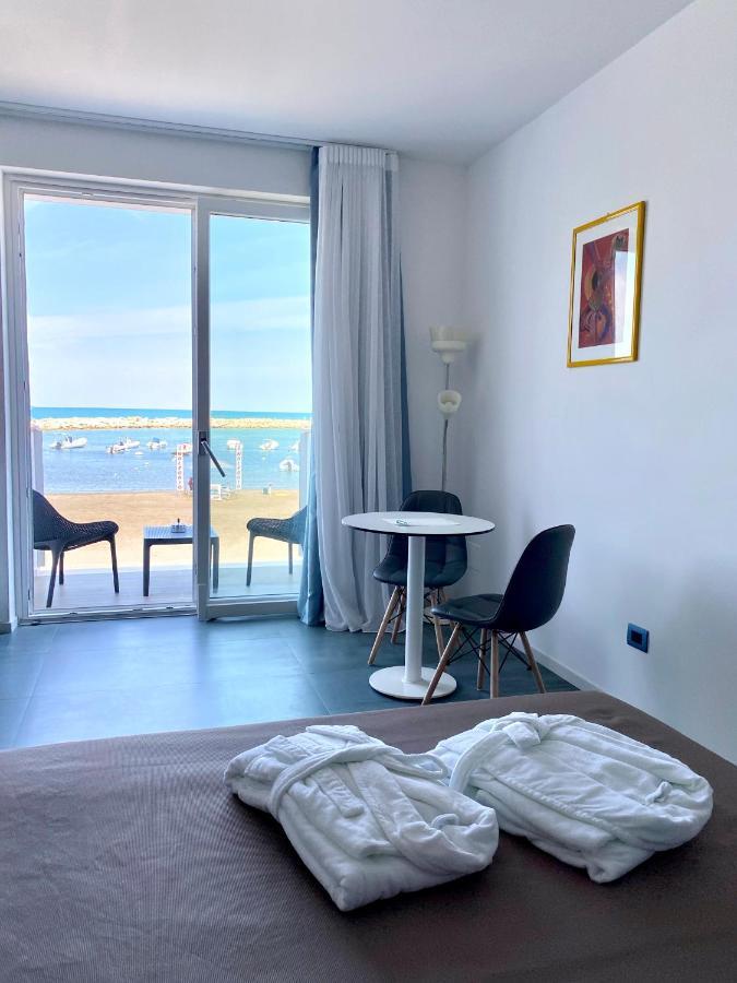 Marina Bay Suites Пескичи Экстерьер фото